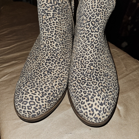 Lucky Brand® Baley 2 bootie, size 11.5 women, like new - Picture 3 of 9